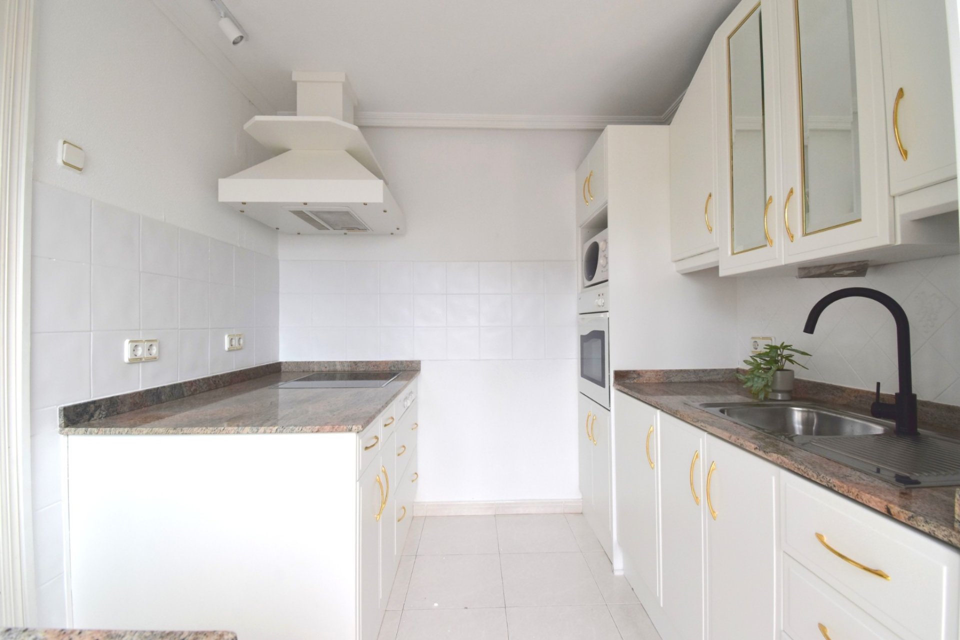 Resale - Apartment - Orihuela Costa - Playa Flamenca