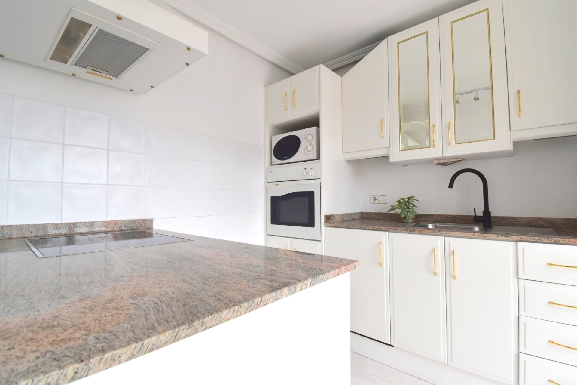 Resale - Apartment - Orihuela Costa - Playa Flamenca