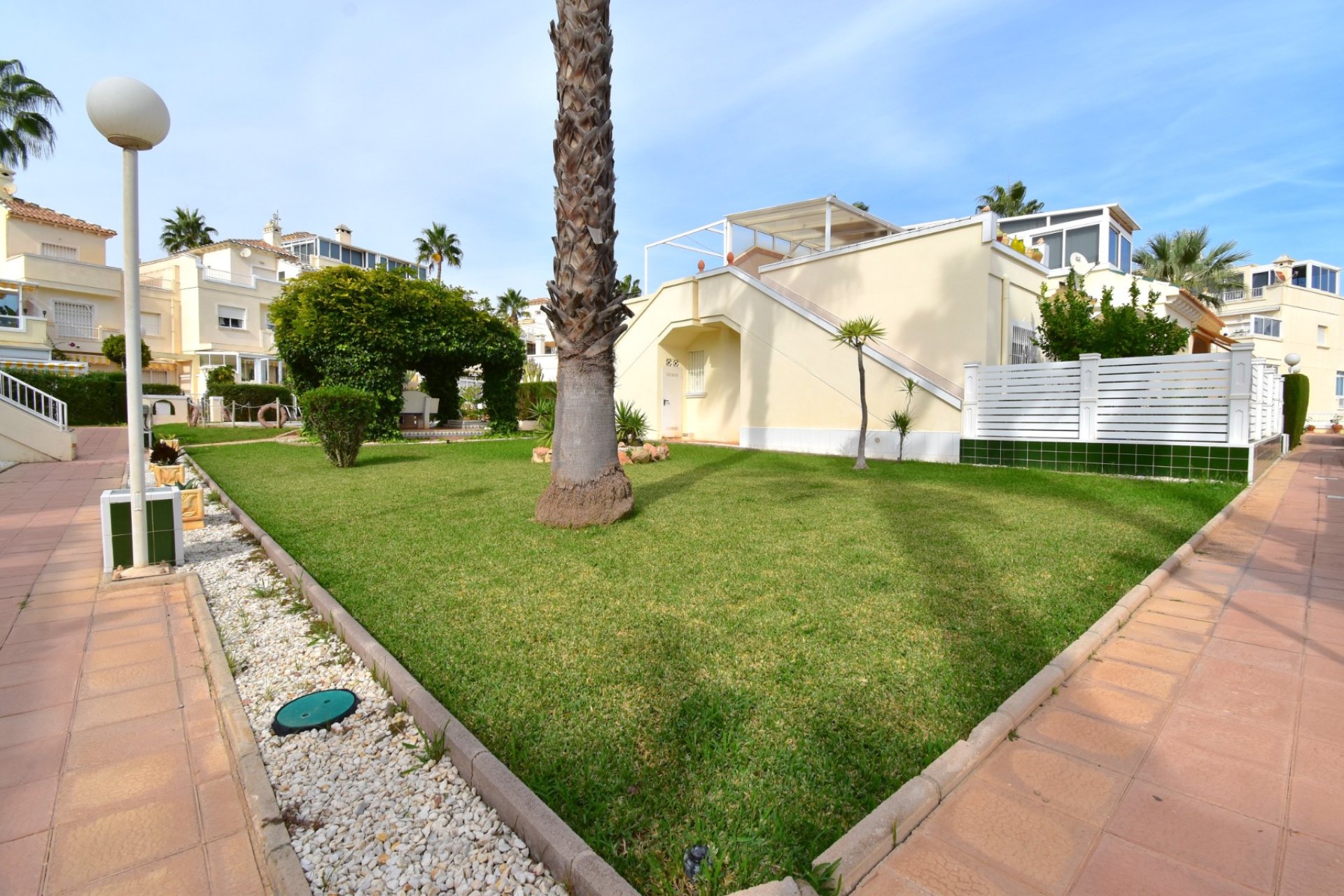 Resale - Apartment - Orihuela Costa - Playa Flamenca