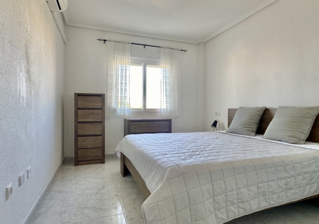 Resale - Apartment - Orihuela Costa - Playa Flamenca