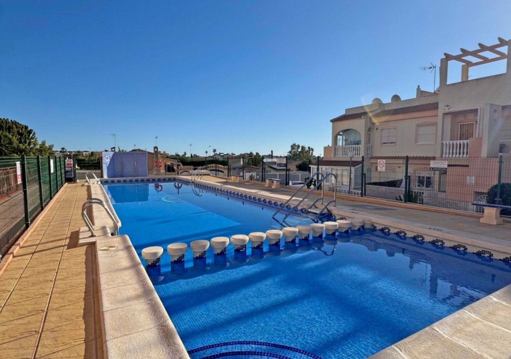 Resale - Apartment - Orihuela Costa - Playa Flamenca