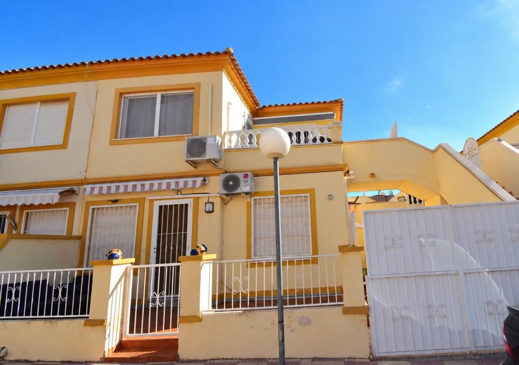 Resale - Apartment - Orihuela Costa - Playa Flamenca