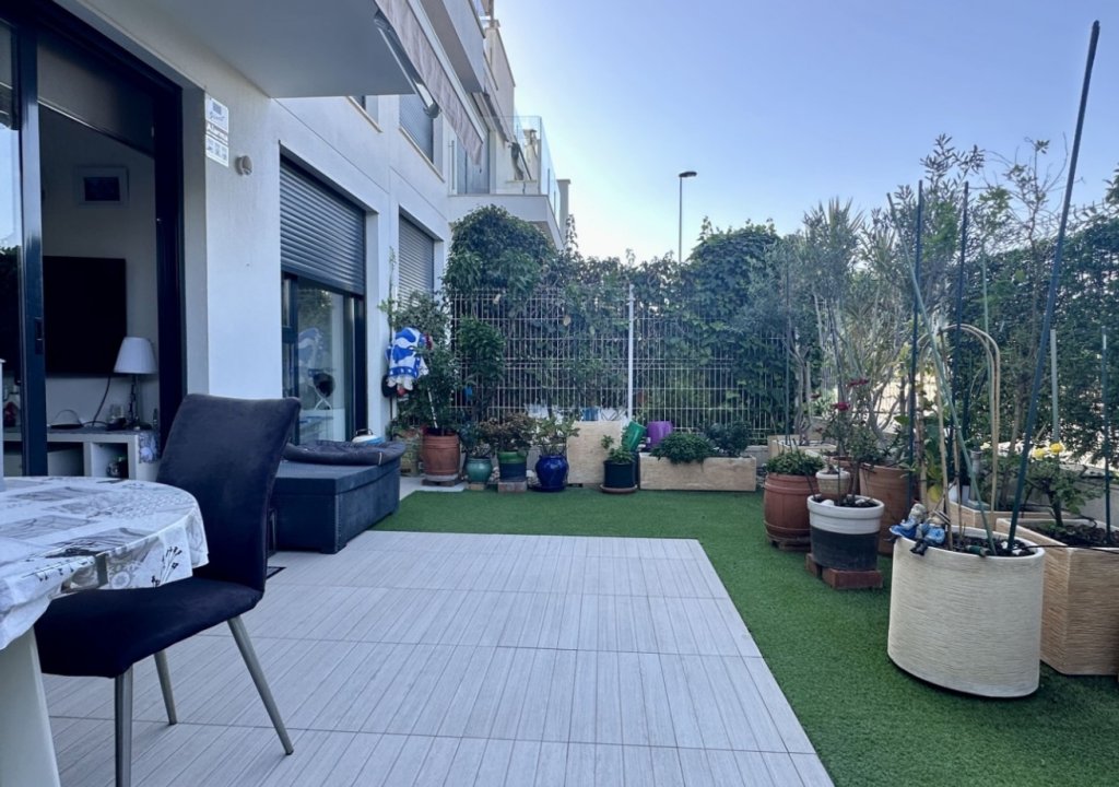 Resale - Apartment - Orihuela Costa - Punta Prima