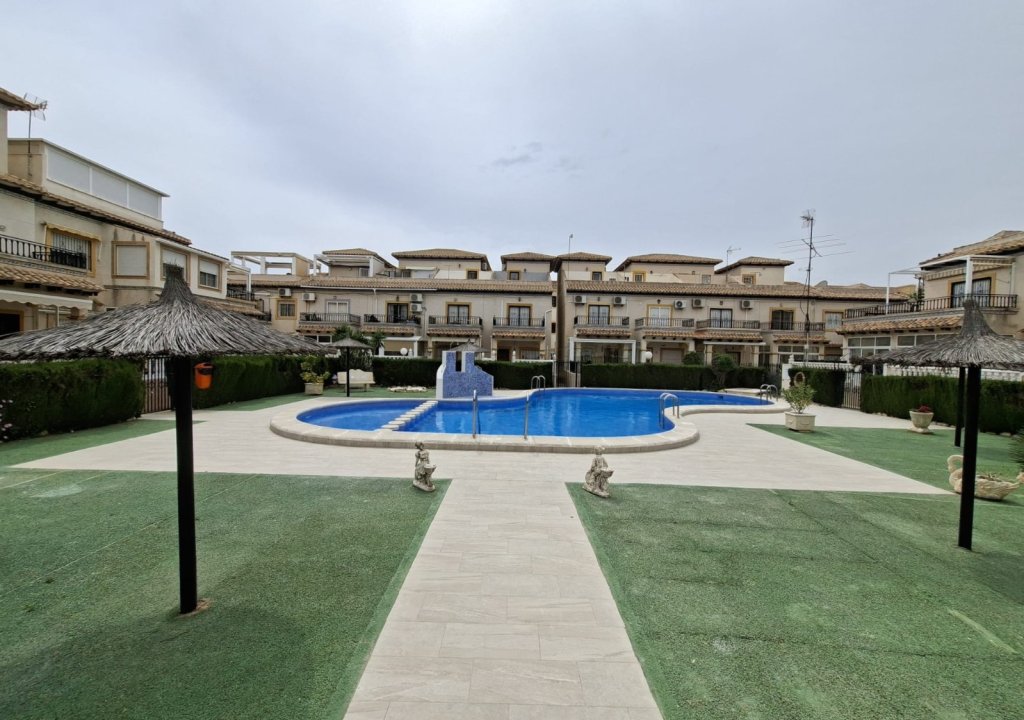 Resale - Apartment - Orihuela Costa - Punta Prima