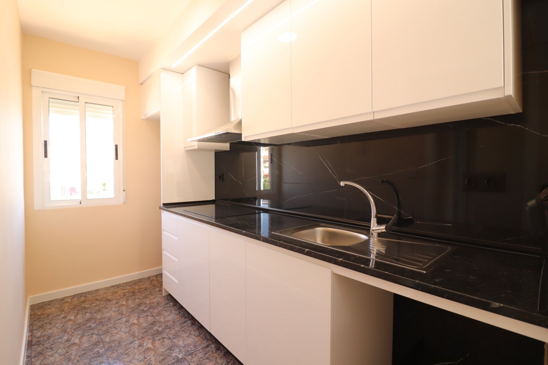 Resale - Apartment - Orihuela Costa - Punta Prima