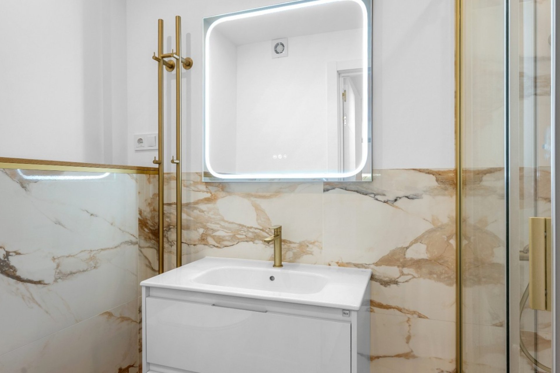 Resale - Apartment - Orihuela Costa - Punta Prima