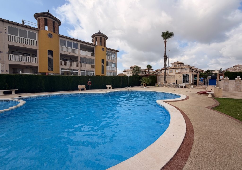 Resale - Apartment - Orihuela Costa - Villamartín-Las Filipinas