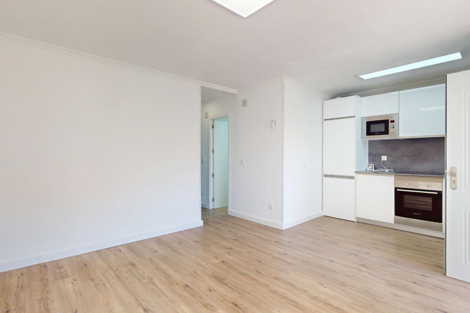 Resale - Apartment - Orihuela Costa - Villamartín