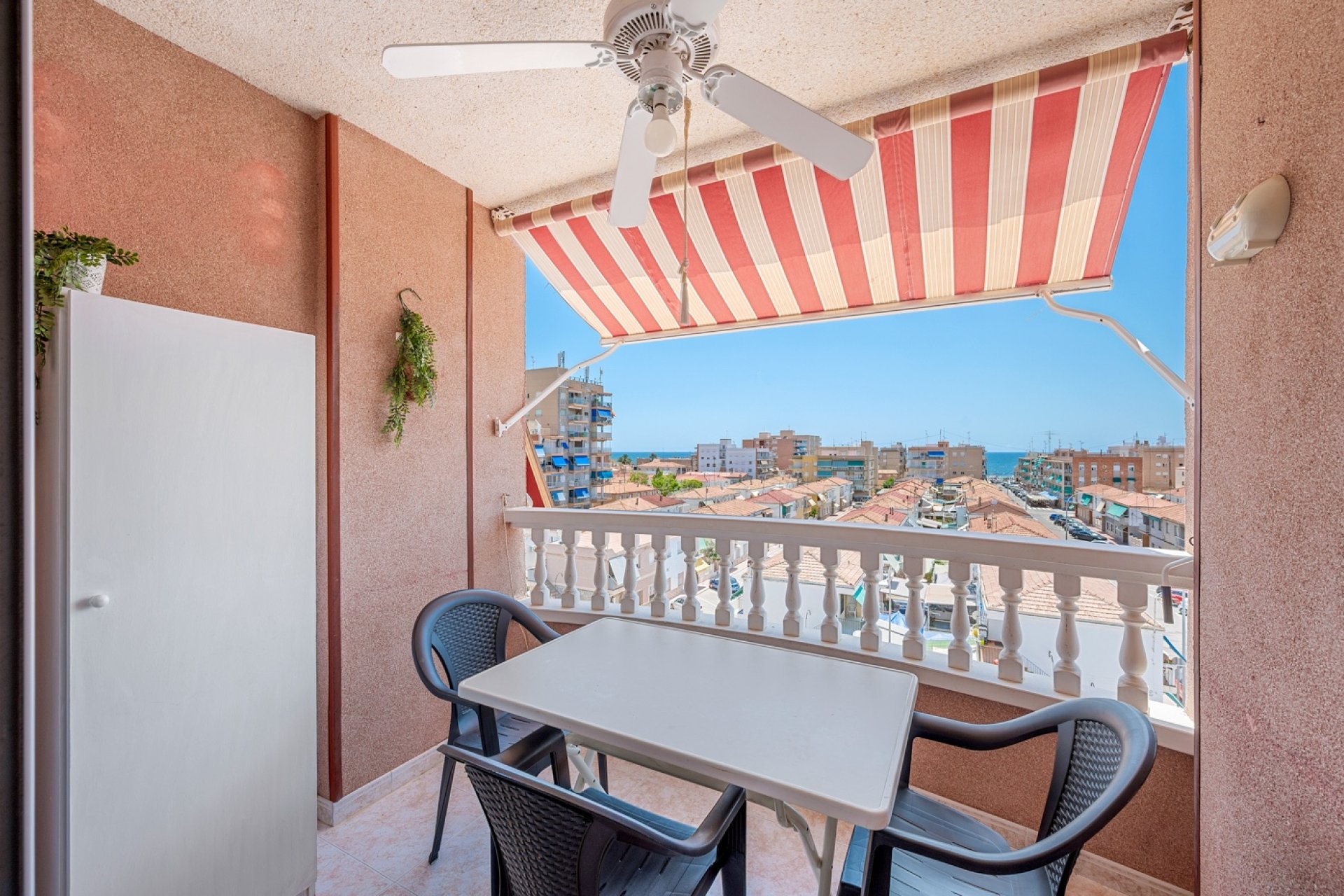 Resale - Apartment - Santa Pola