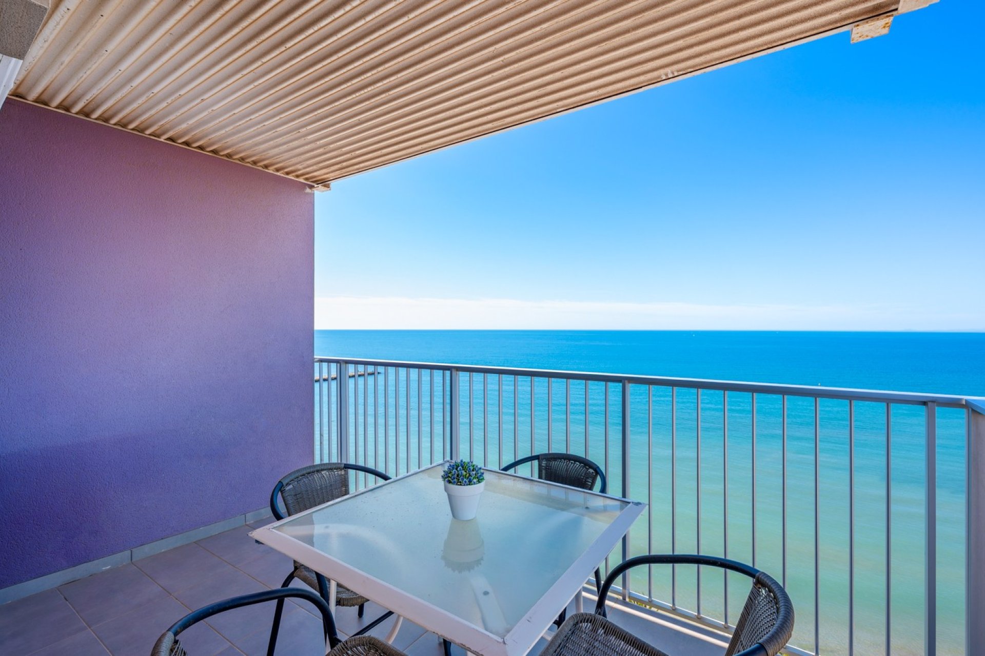 Resale - Apartment - Santa Pola