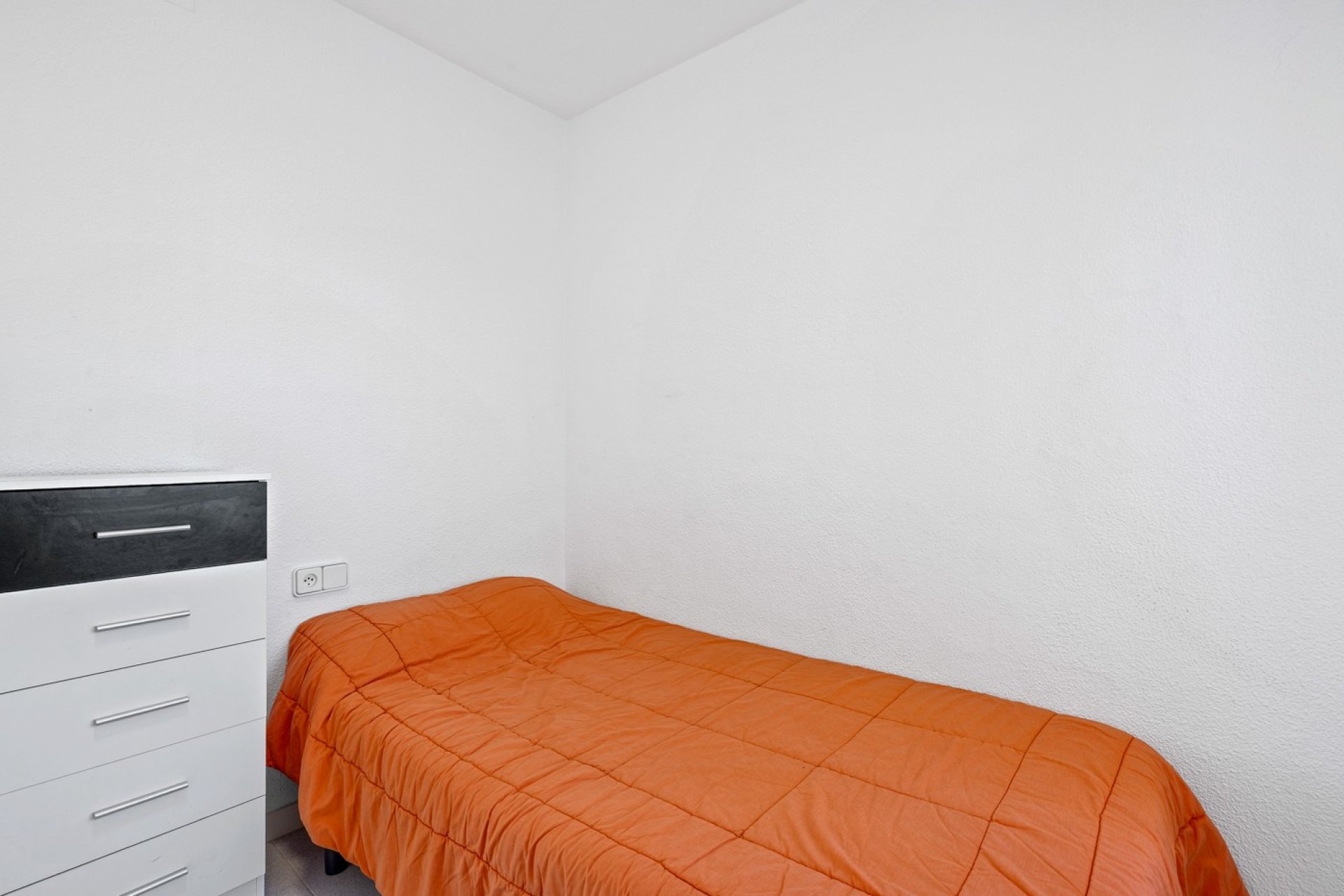 Resale - Apartment - Santa Pola