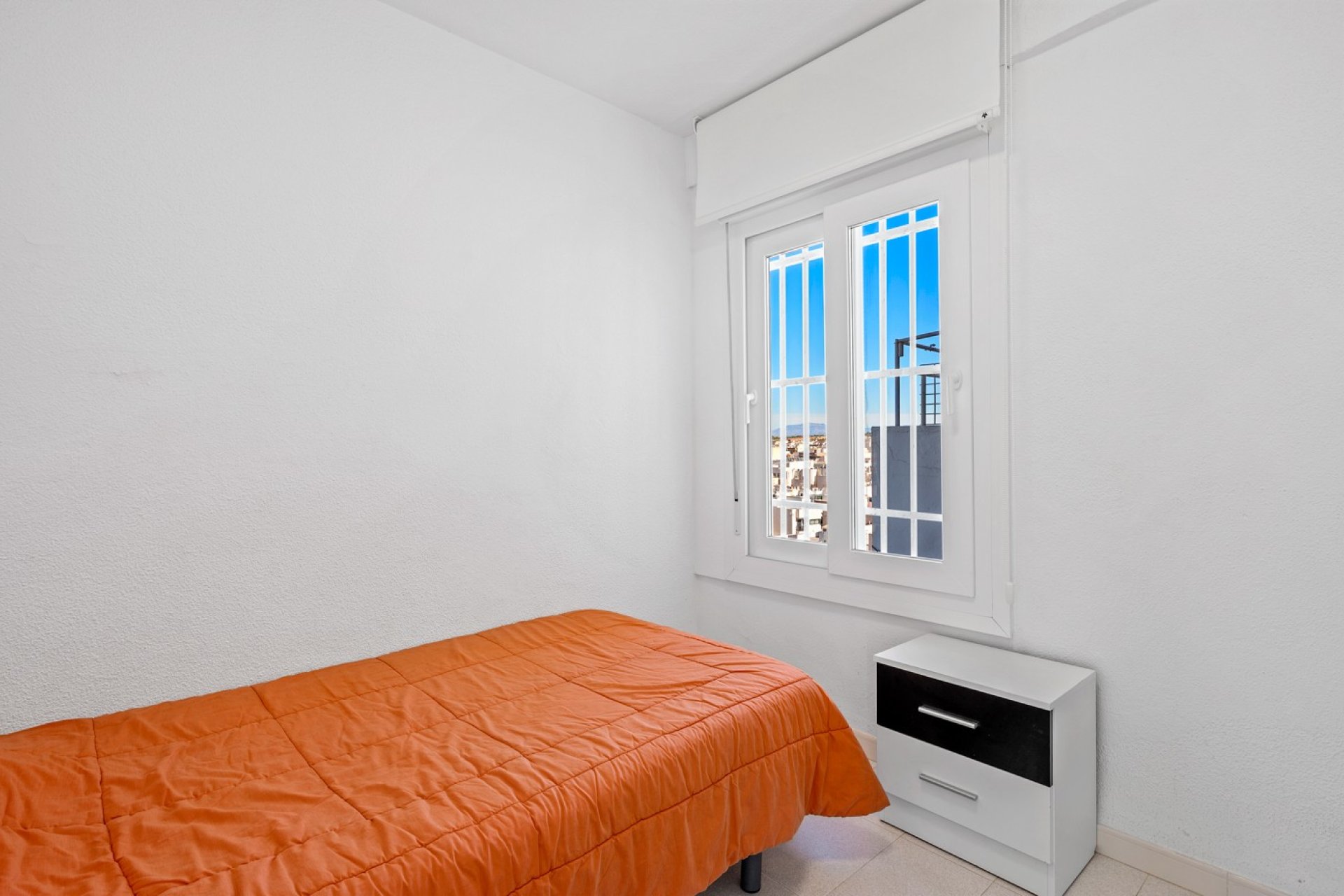 Resale - Apartment - Santa Pola