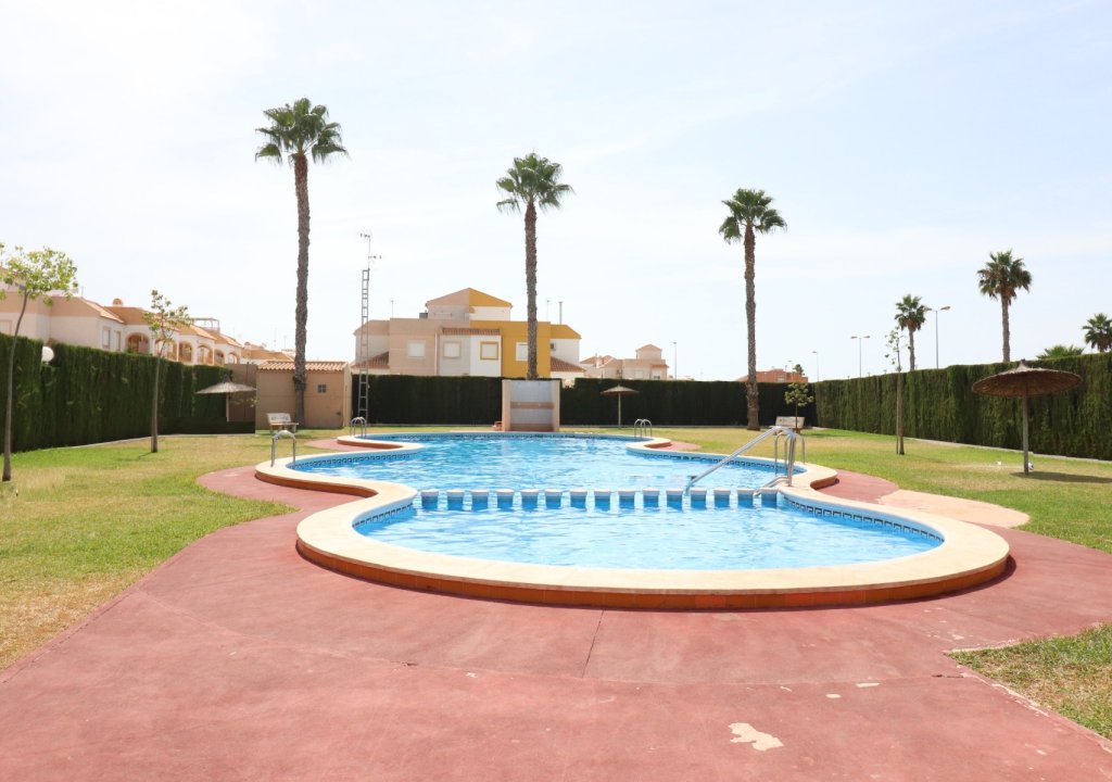Resale - Apartment - Torrevieja - Altos del Limonar