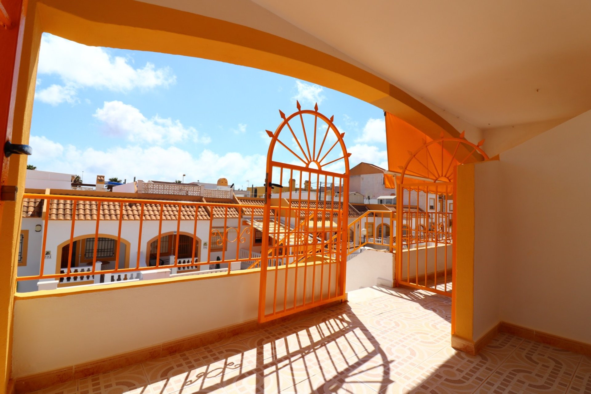 Resale - Apartment - Torrevieja - Altos del Limonar