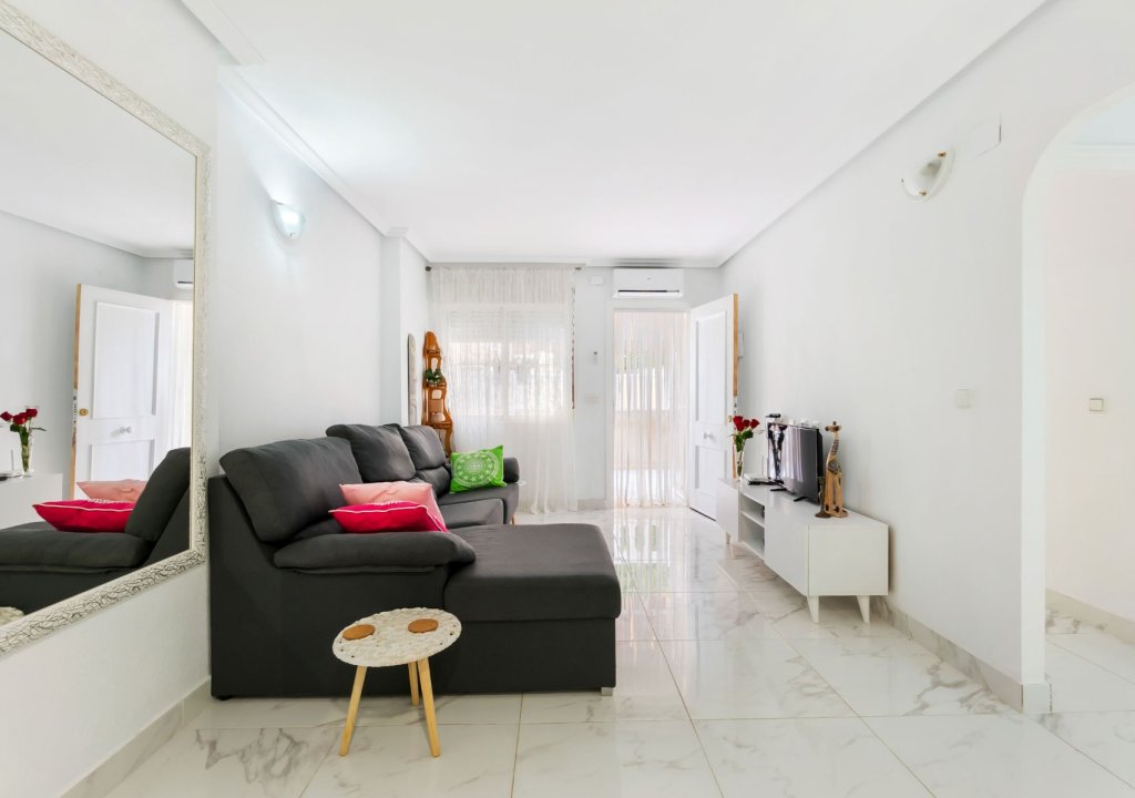 Resale - Apartment - Torrevieja - Centro