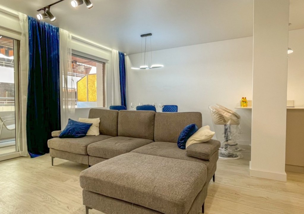 Resale - Apartment - Torrevieja - El Acequión - Los Náufragos