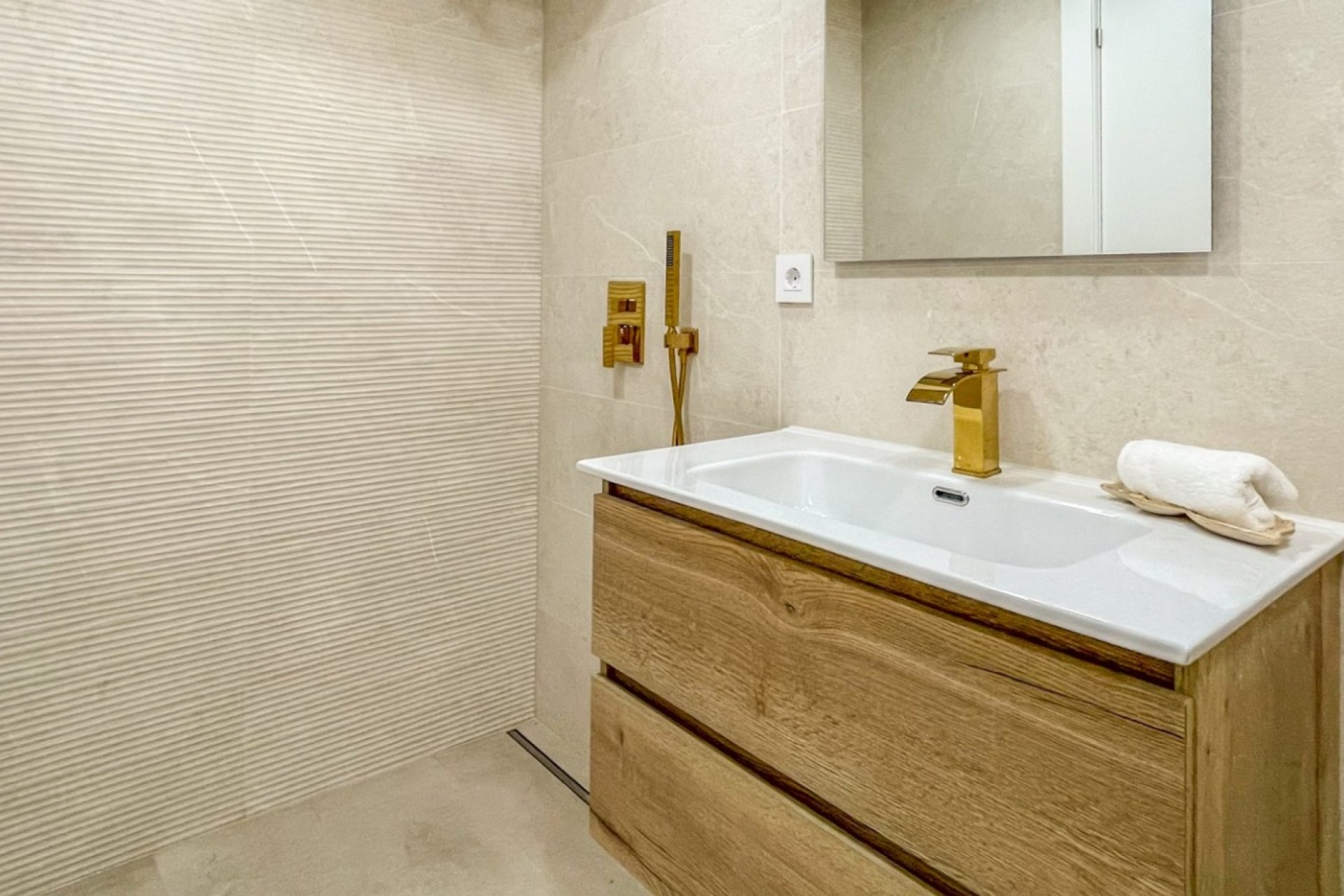 Resale - Apartment - Torrevieja - El Acequión - Los Náufragos