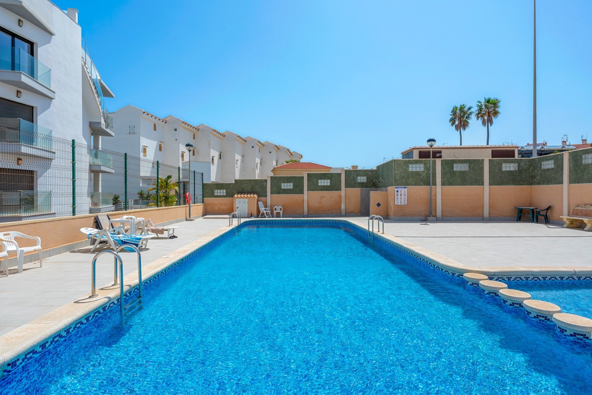Resale - Apartment - Torrevieja - La Mata