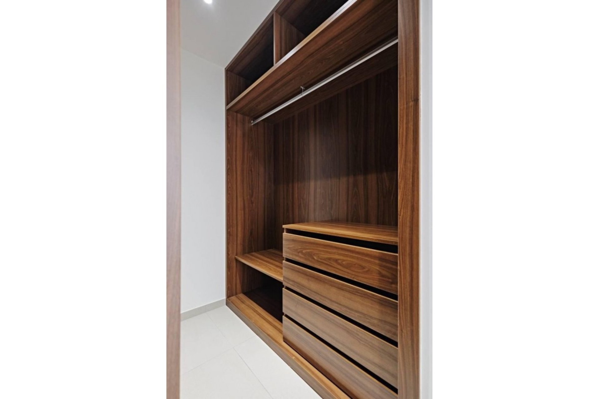 Resale - Apartment - Torrevieja - La Veleta