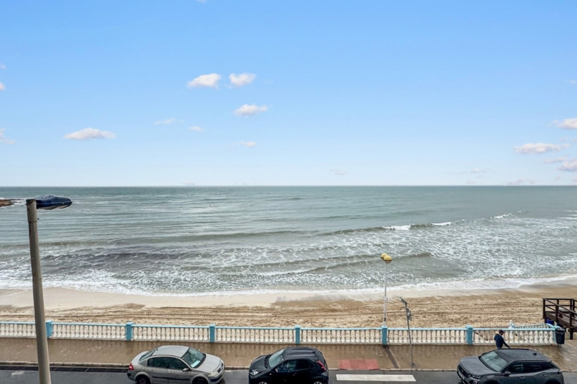 Resale - Apartment - Torrevieja - Playa de los Locos