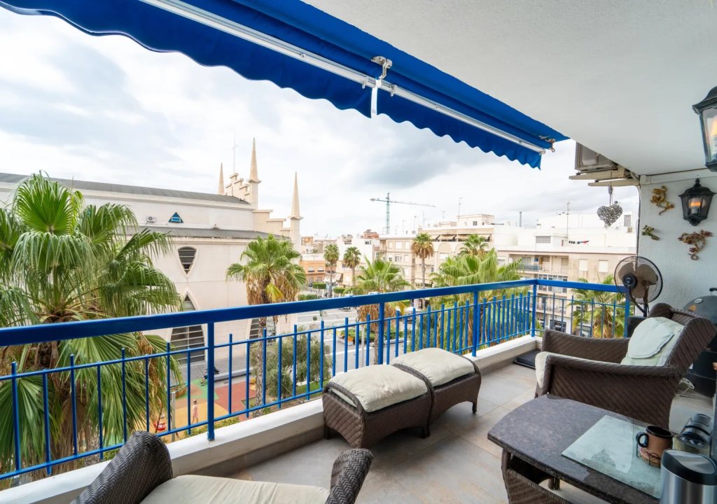 Resale - Apartment - Torrevieja - Playa Del Cura