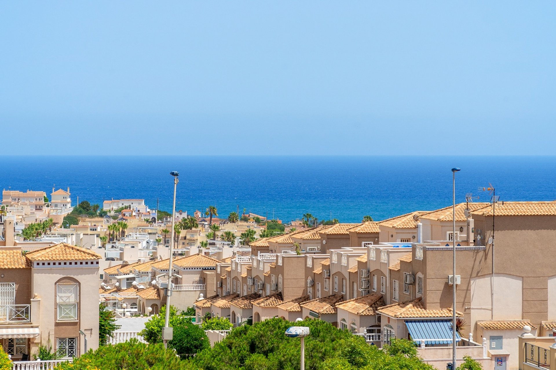 Resale - Apartment - Torrevieja - Torrevieja - Aguas Nuevas
