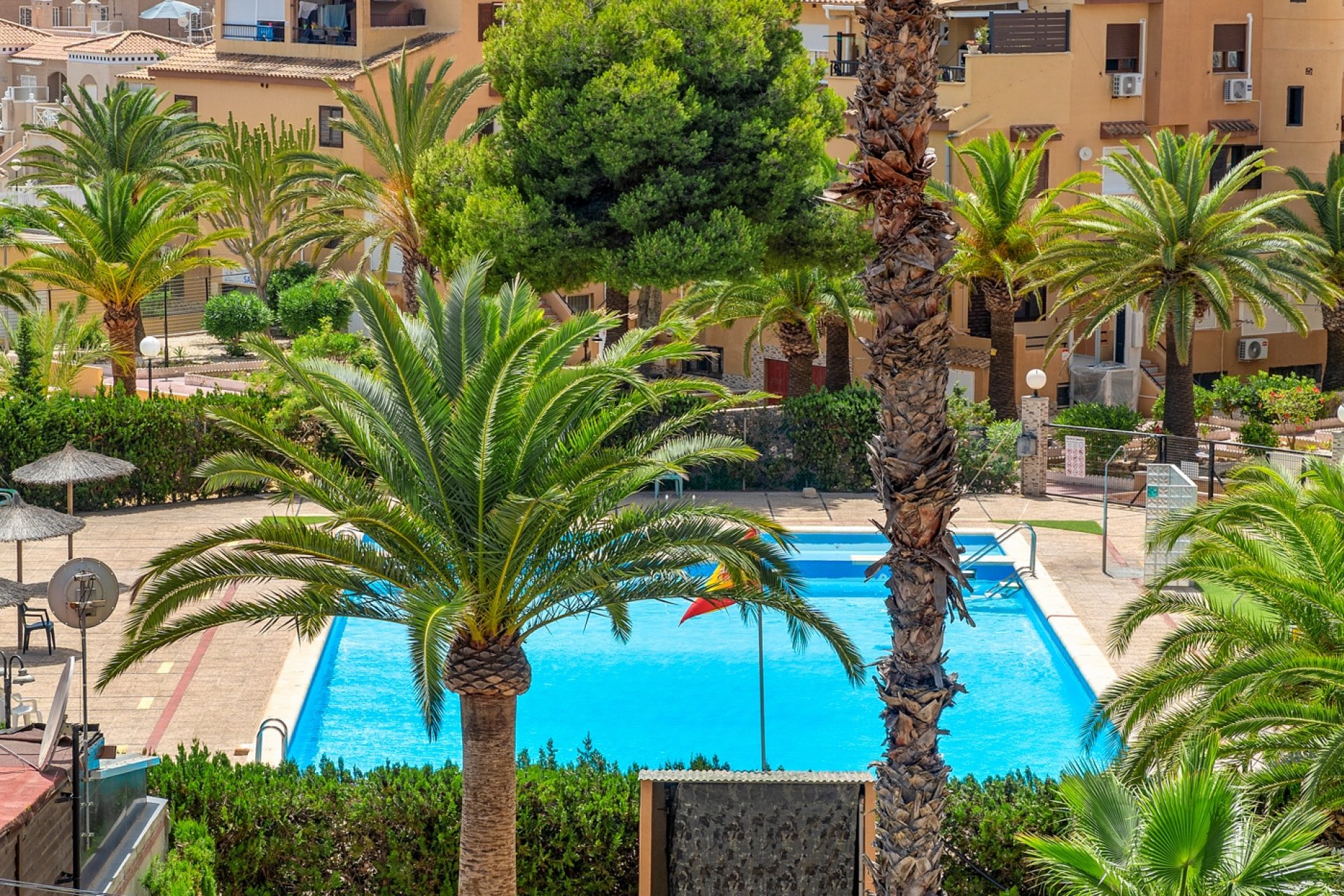 Resale - Apartment - Torrevieja - Torrevieja - Aguas Nuevas