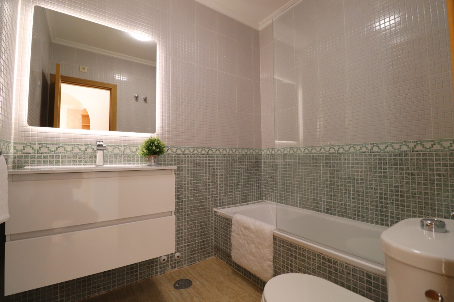 Resale - Chalet - Algorfa - Montemar