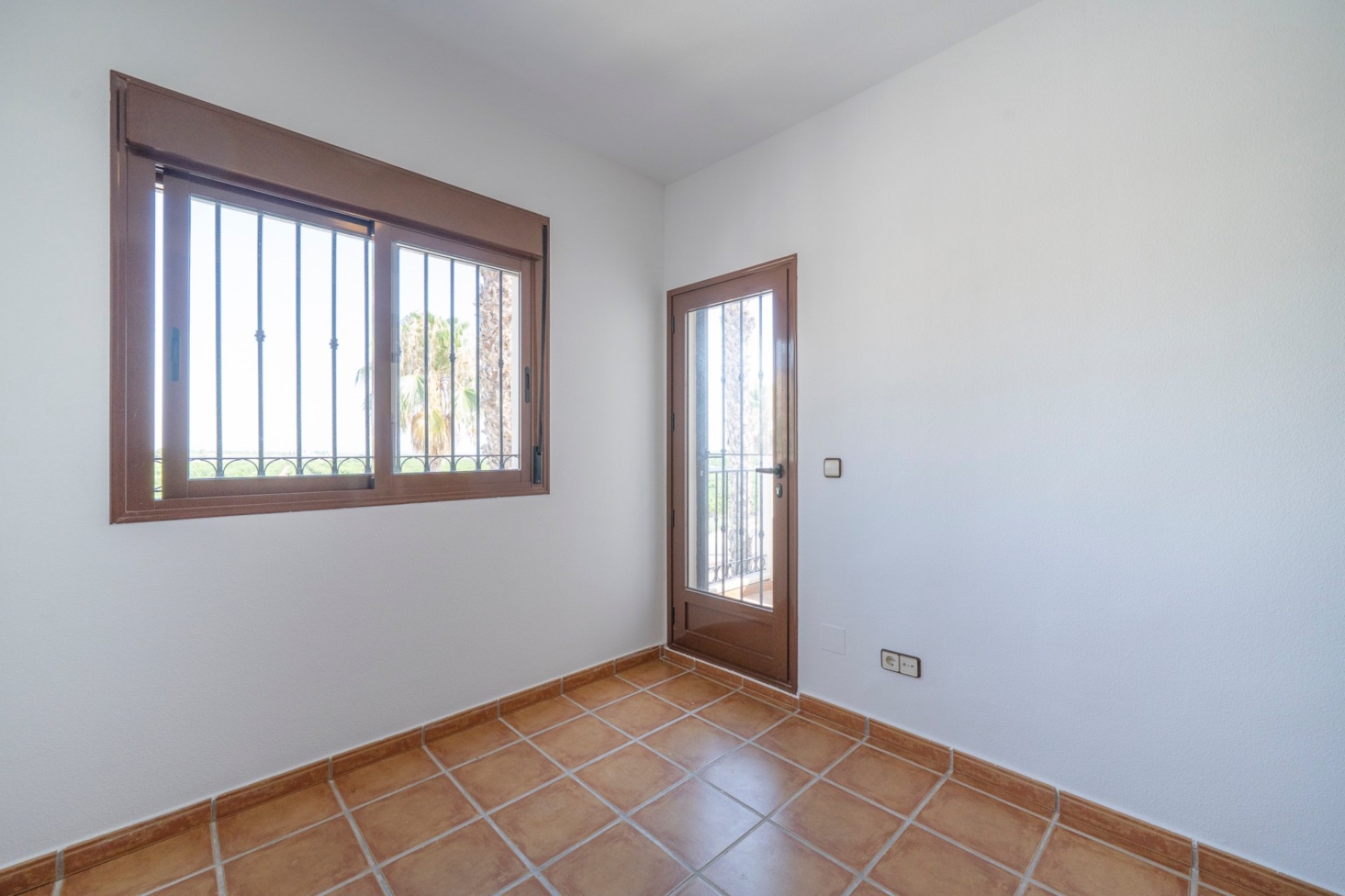 Resale - Chalet - Algorfa