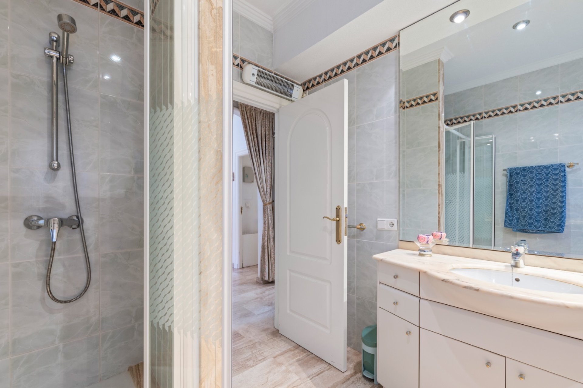 Resale - Chalet - Ciudad Quesada - DOÑA PEPA