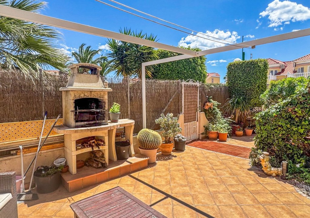 Resale - Chalet - Orihuela Costa - Los Almendros-La Florida