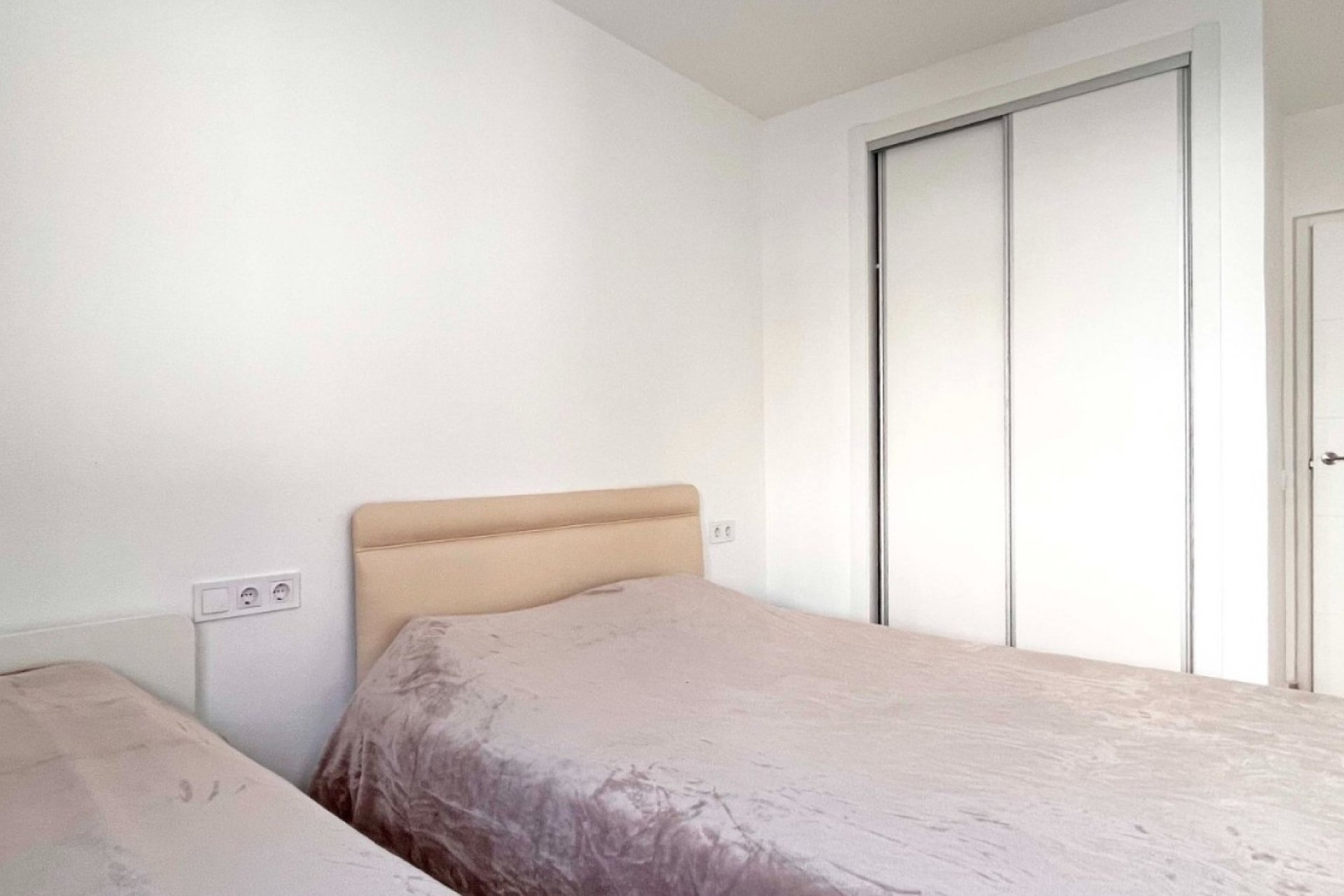 Resale - Chalet - Orihuela Costa - Playa Flamenca