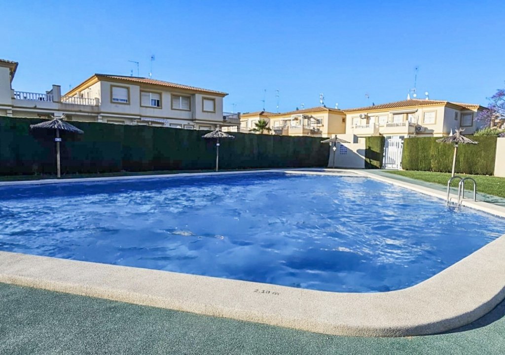 Resale - Chalet - Orihuela Costa - Playa Flamenca