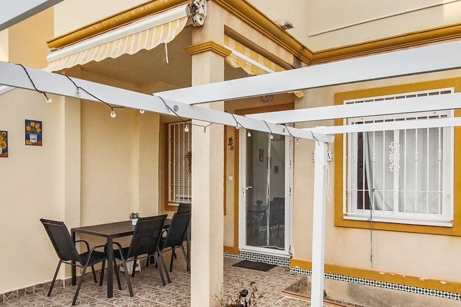 Resale - Chalet - Orihuela Costa - Playa Flamenca