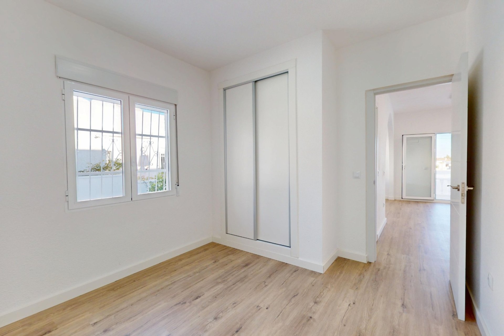 Resale - Chalet - Orihuela Costa - Villamartin