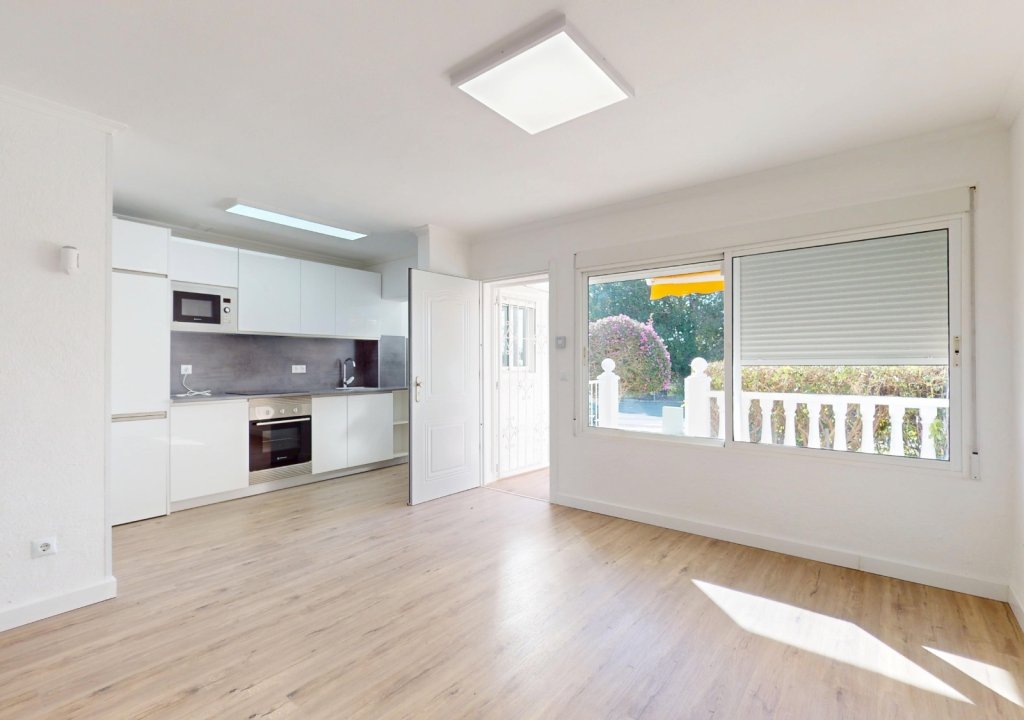 Resale - Chalet - Orihuela Costa - Villamartín