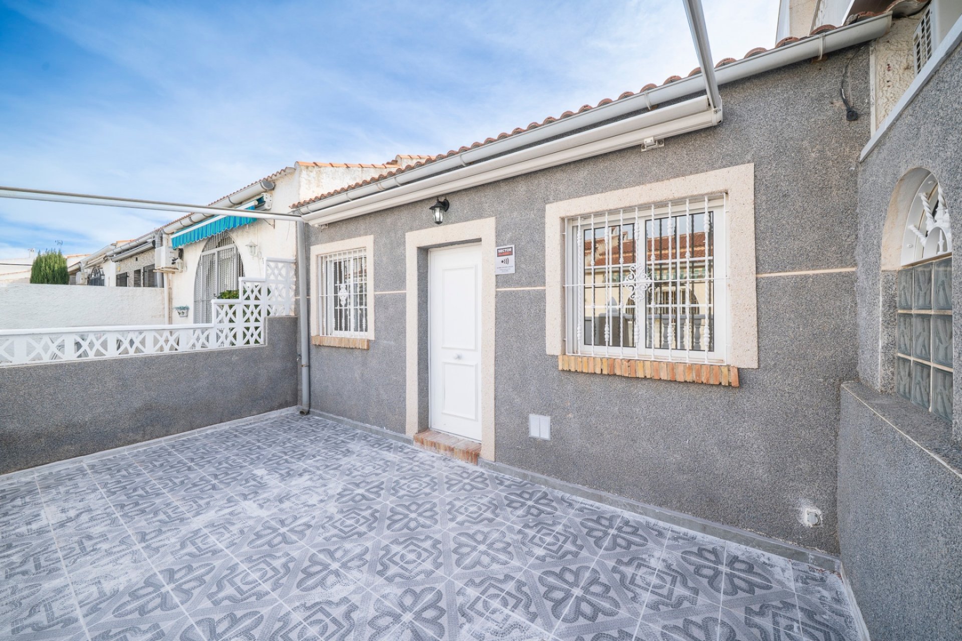 Resale - Chalet - Torrevieja - El chaparral