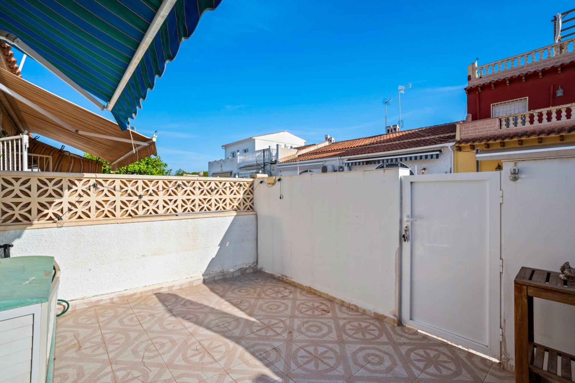 Resale - Chalet - Torrevieja - La Siesta