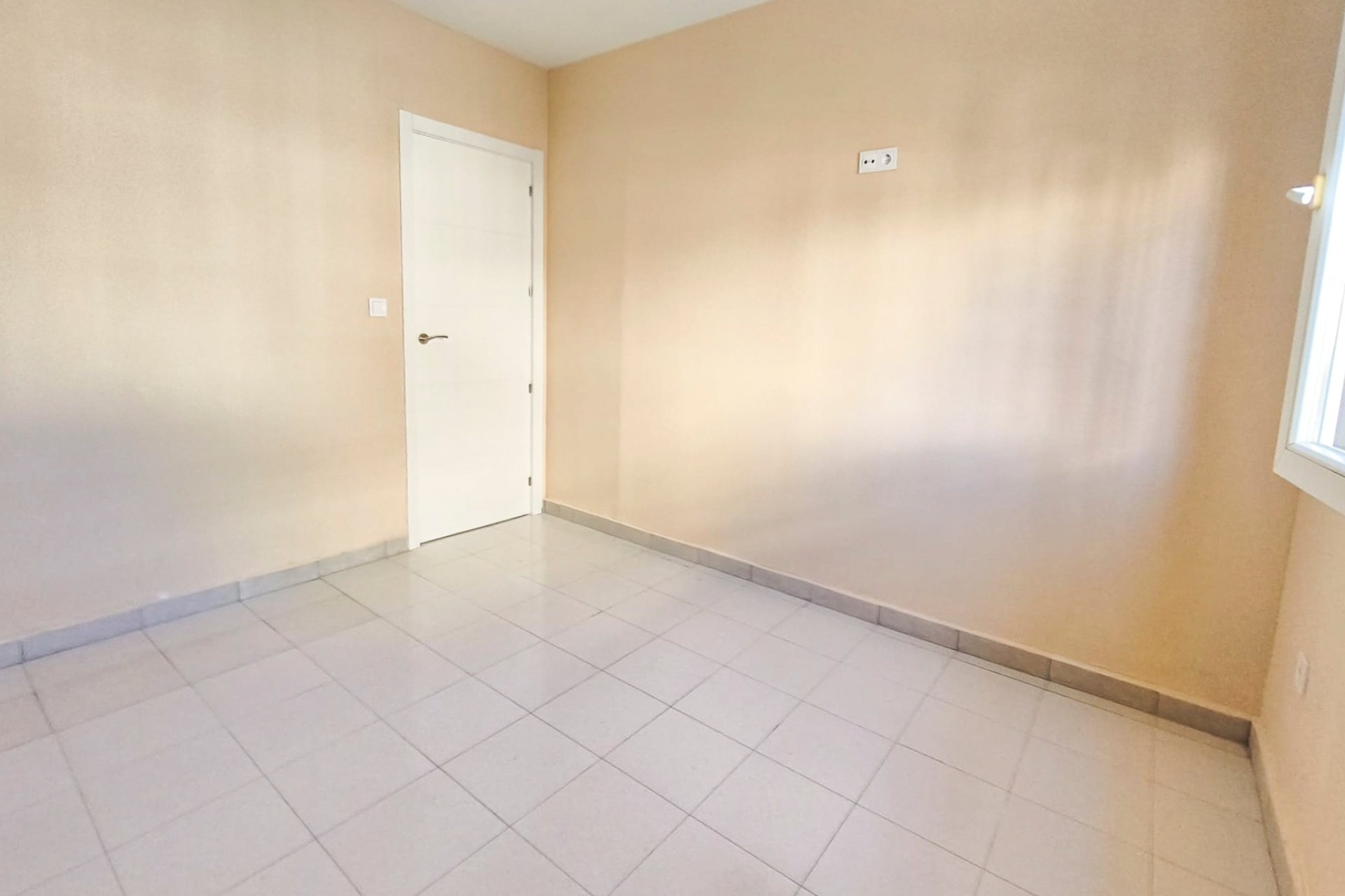 Resale - Chalet - Torrevieja - Lago jardin