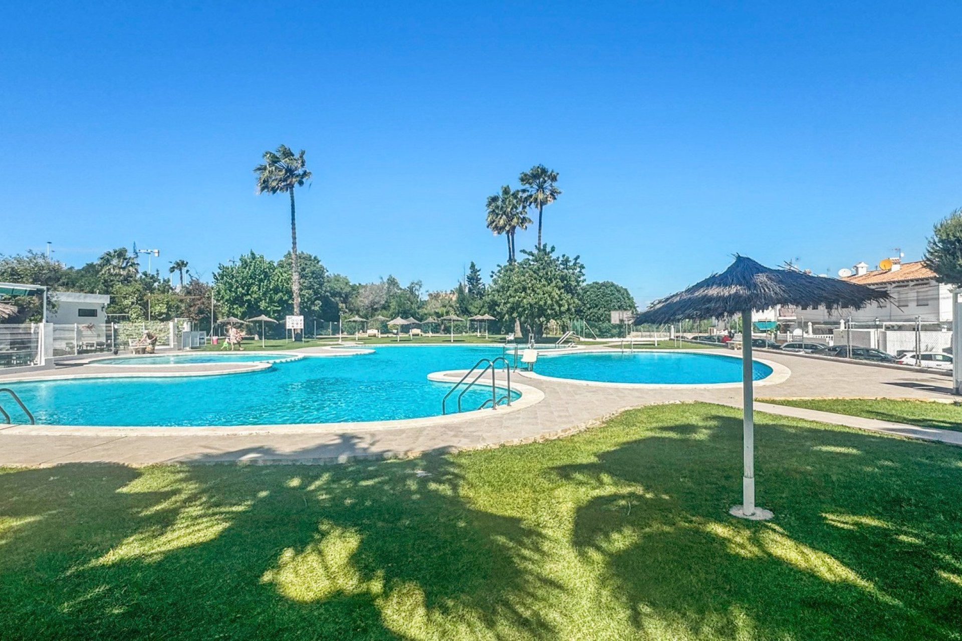 Resale - Chalet - Torrevieja - Los Balcones - Los Altos del Edén