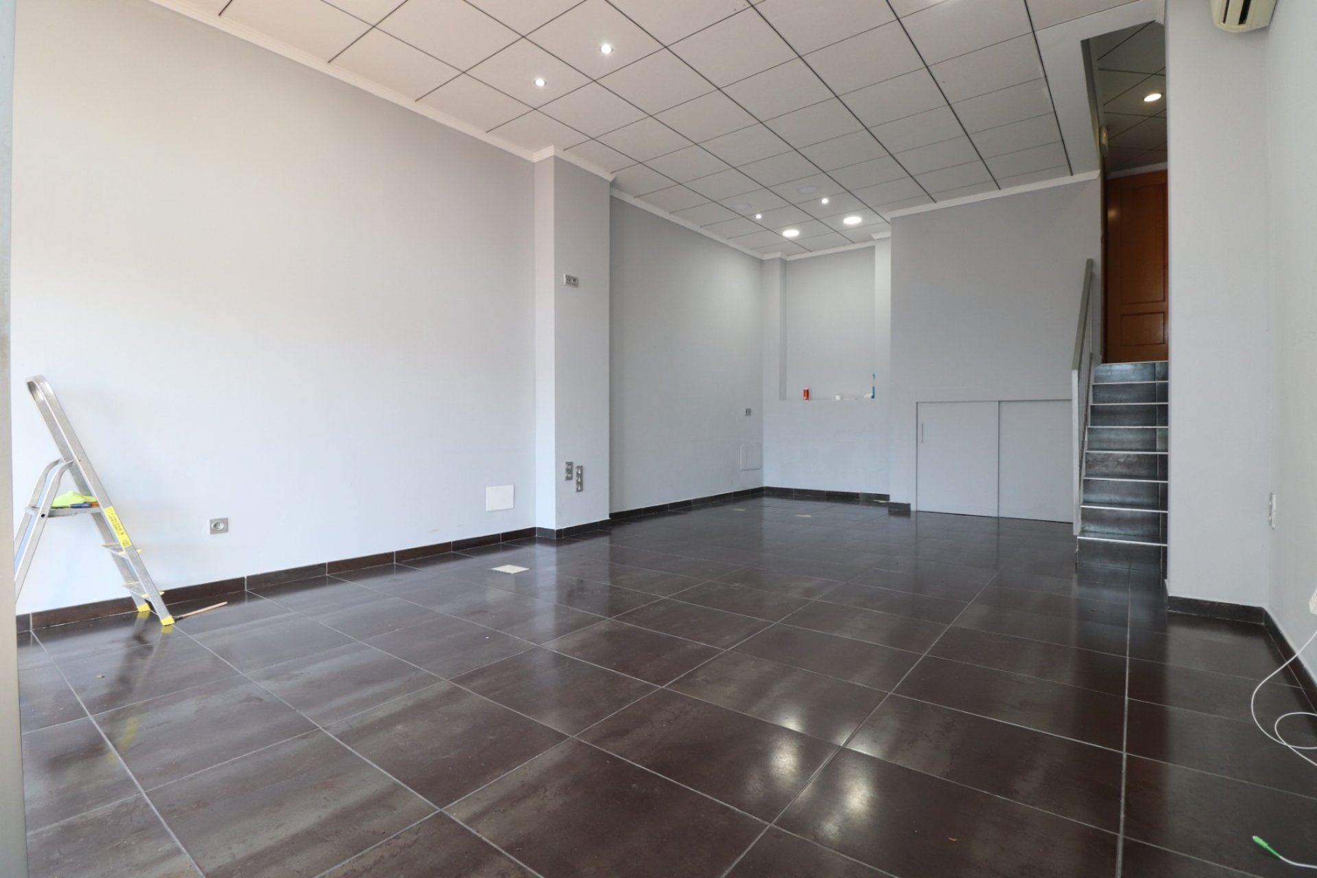 Resale - Commercial - Formentera del Segura - Formentera - Village