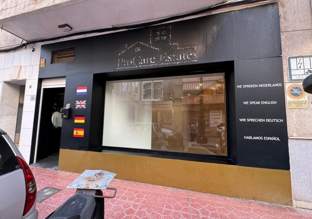 Resale - Commercial - Guardamar del Segura - Centro
