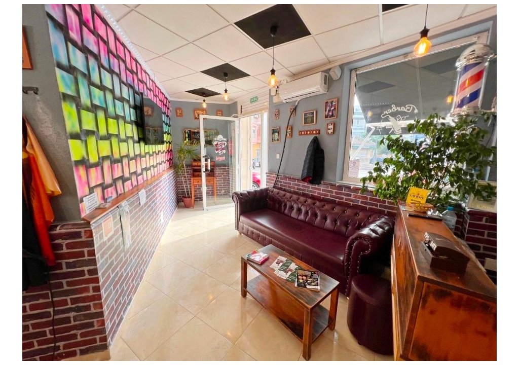 Resale - Commercial - Guardamar del Segura - Guardamar