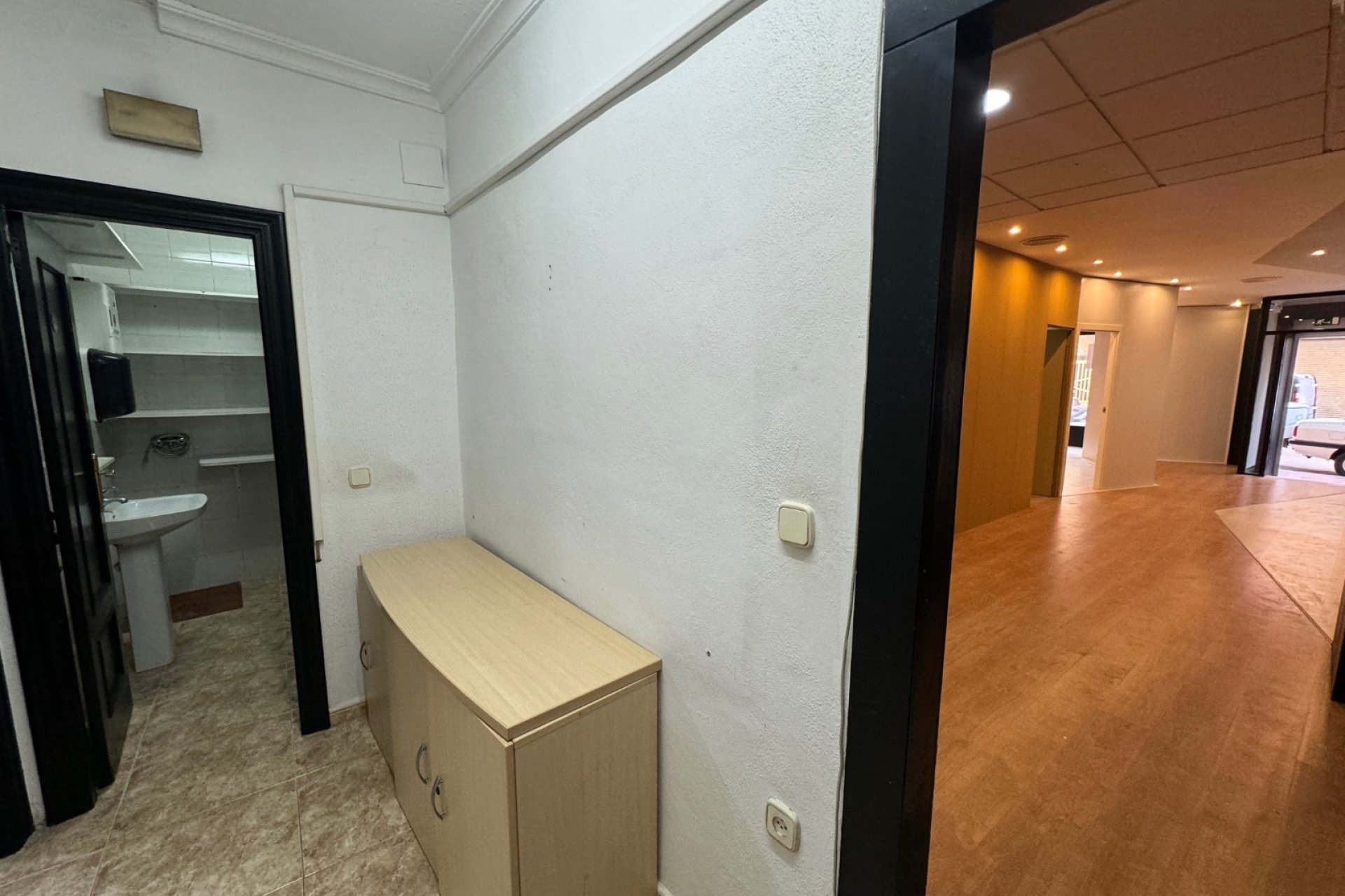 Resale - Commercial - Guardamar del Segura