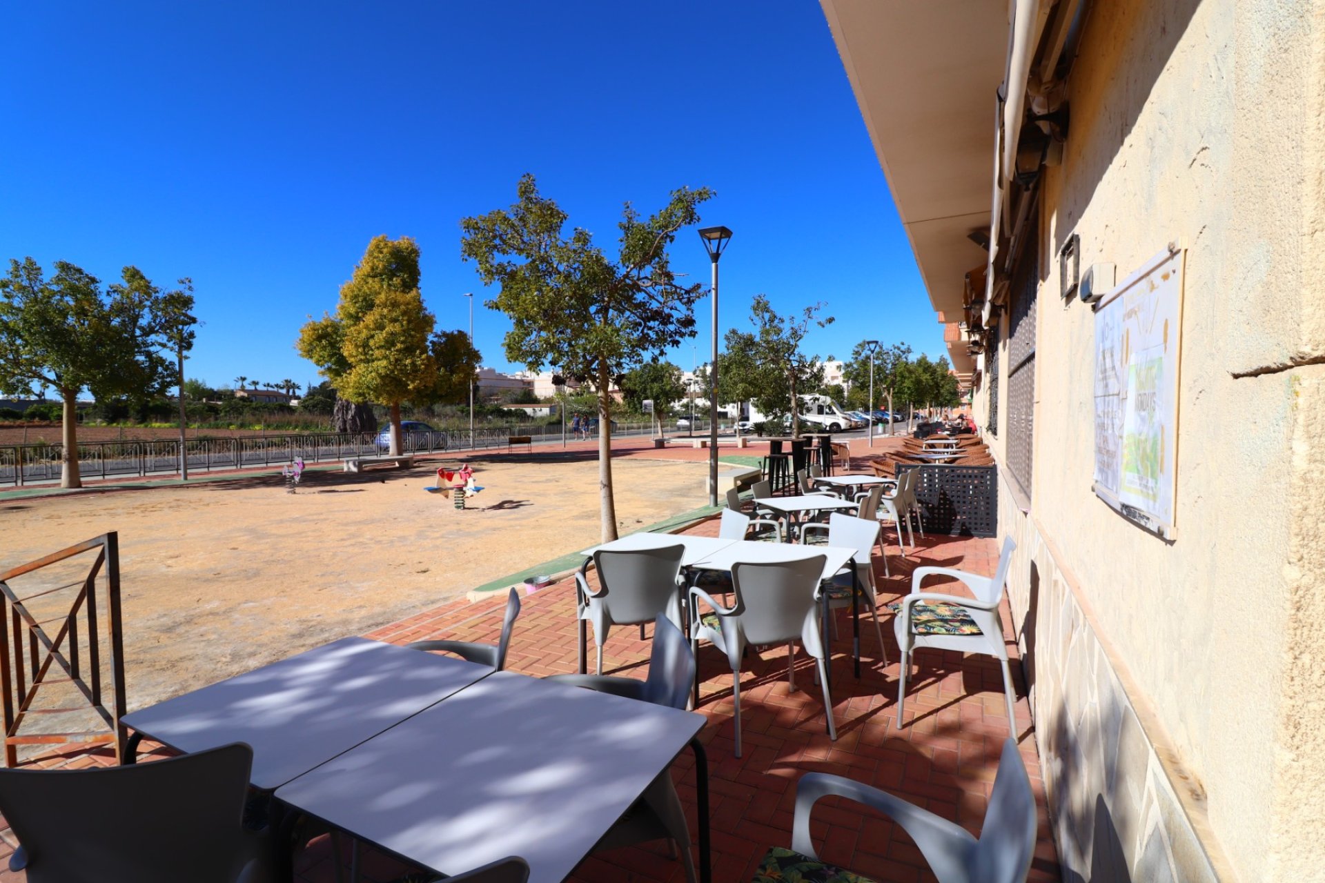 Resale - Commercial (Leasehold) - Formentera del Segura - Formentera - Village