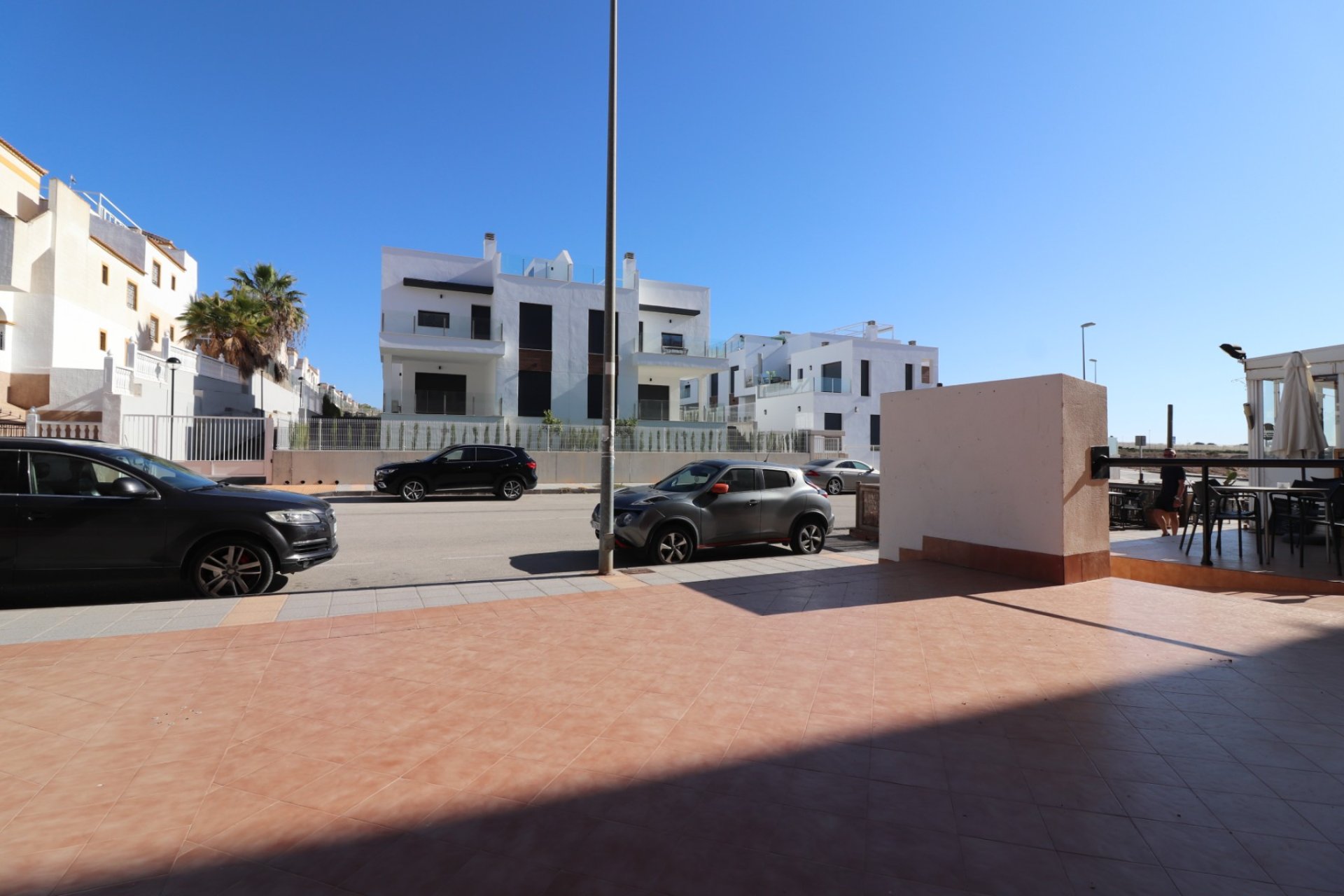 Resale - Commercial - Los Montesinos - Entre Naranjos / Vistabella Golf
