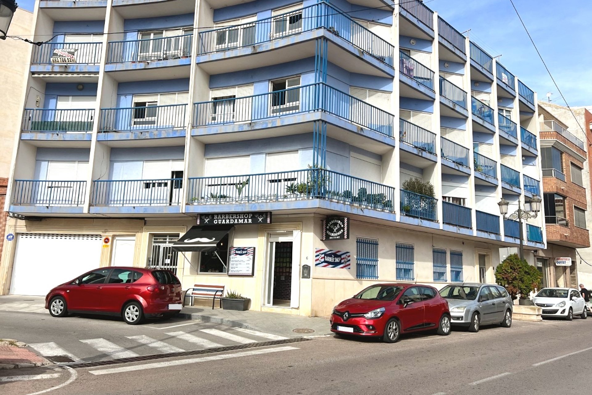 Resale - Commercial space - Guardamar del Segura