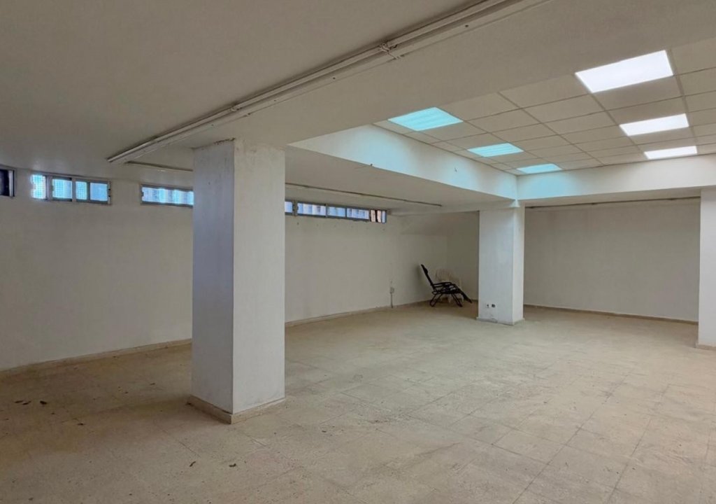 Resale - Commercial - Torrevieja - Torrelamata - La Mata