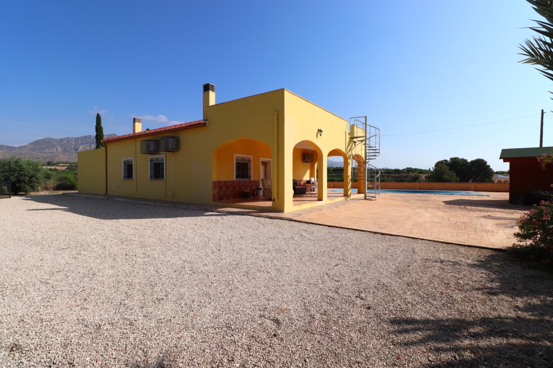 Resale - Country property  - Albatera - Albatera - Country