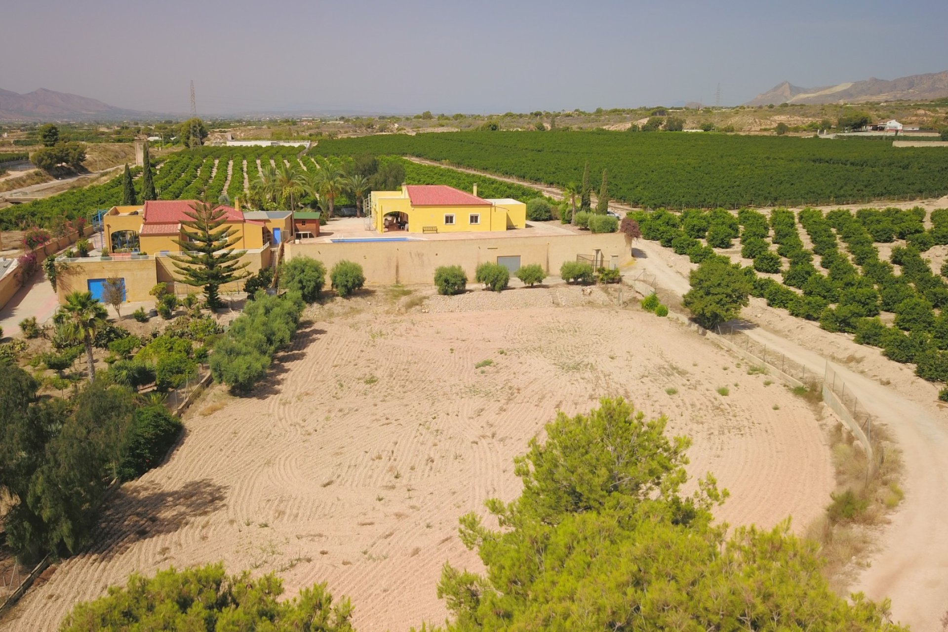 Resale - Country property  - Albatera - Albatera - Country